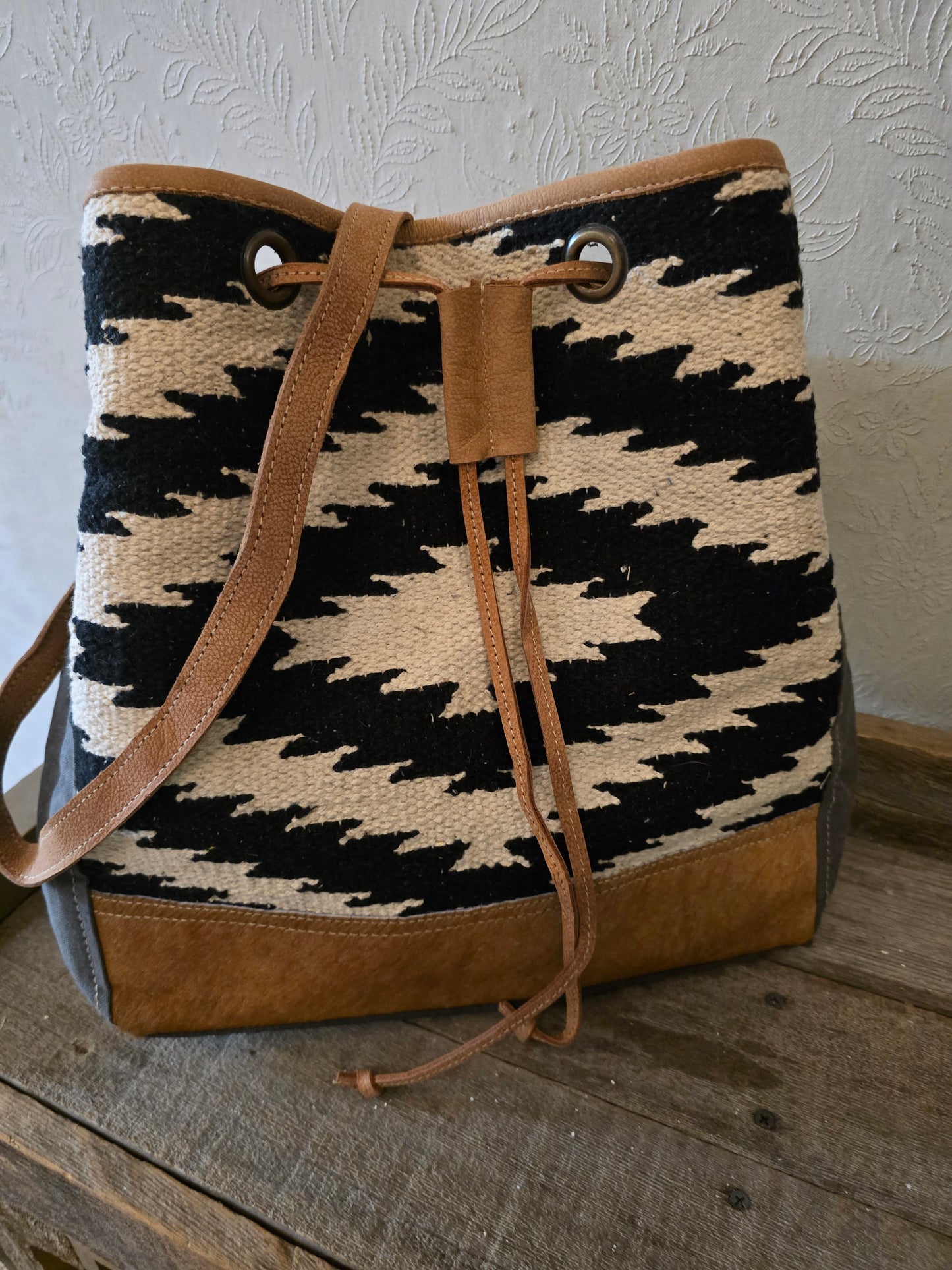 Cheyenne Bag